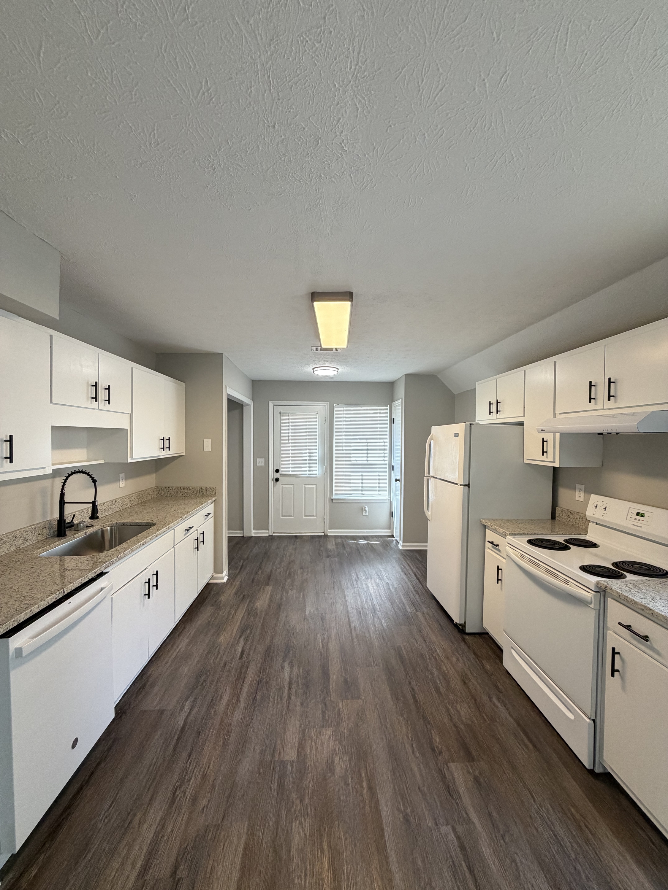 6200 Cross Tie Court - 5